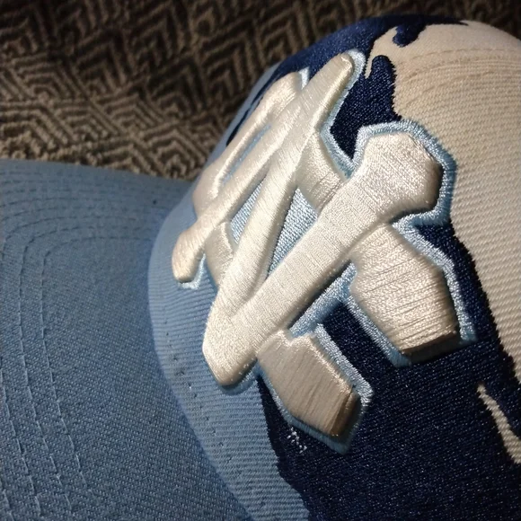 Mitchell & Ness UNC Tar Heels White and Blue Snapback Hat READ* - Picture 3 of 11